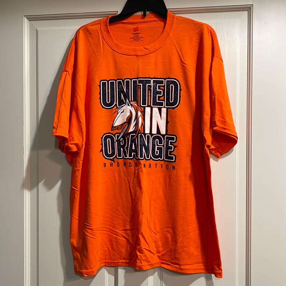 Denver Broncos T-shirt